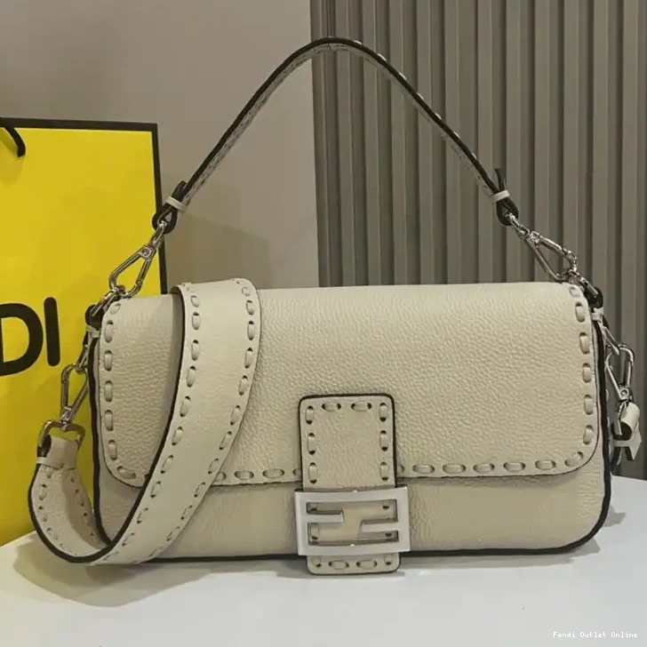 Romano Beige Bag Selleria Medium Baguette In Cuoio Fendi Leather 0630